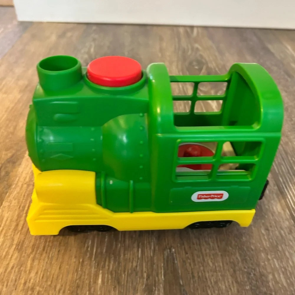 Fisher Price Little People Friendly Passenger Train Sound Light as is. Works